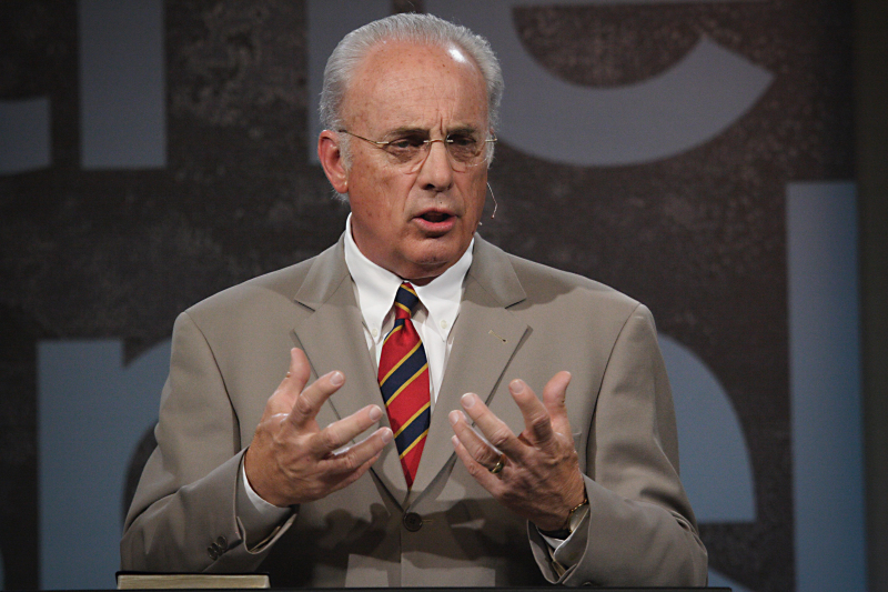 President Trump Thanked Pastor John MacArthur for Taking a Stand Over Church Closures