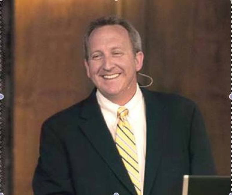 Pastor Rob McCoy of Godspeak Calvary Chapel Thousand Oaks, California