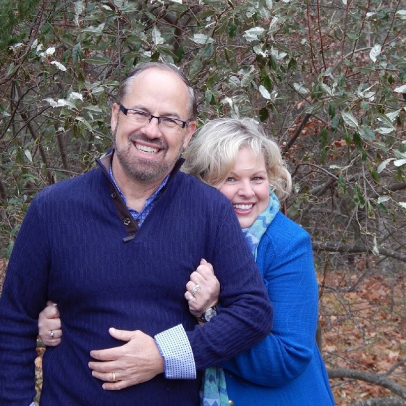 Bert and Carolyn Farias