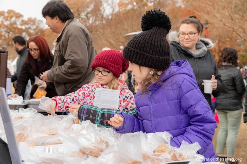 Ukrainian Refugees Find Help In Operation Blessing