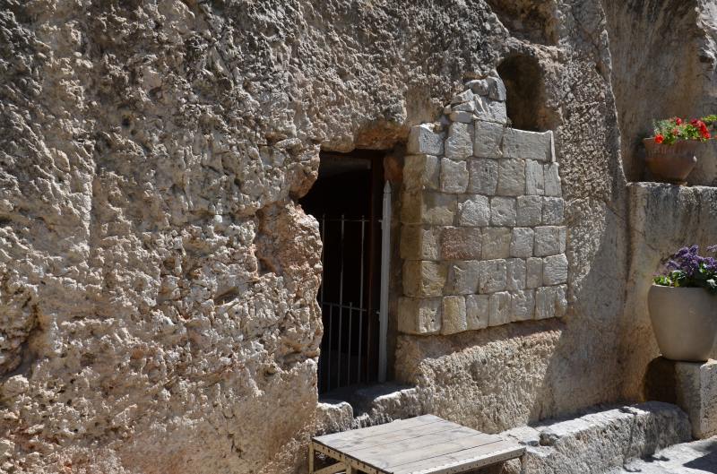 Atheists Find Truth Of Christ’s Resurrection After Trying To Disprove It Using Science